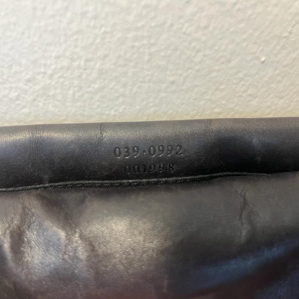 Authentic Vintage Gucci Bag - Picture 8 of 9